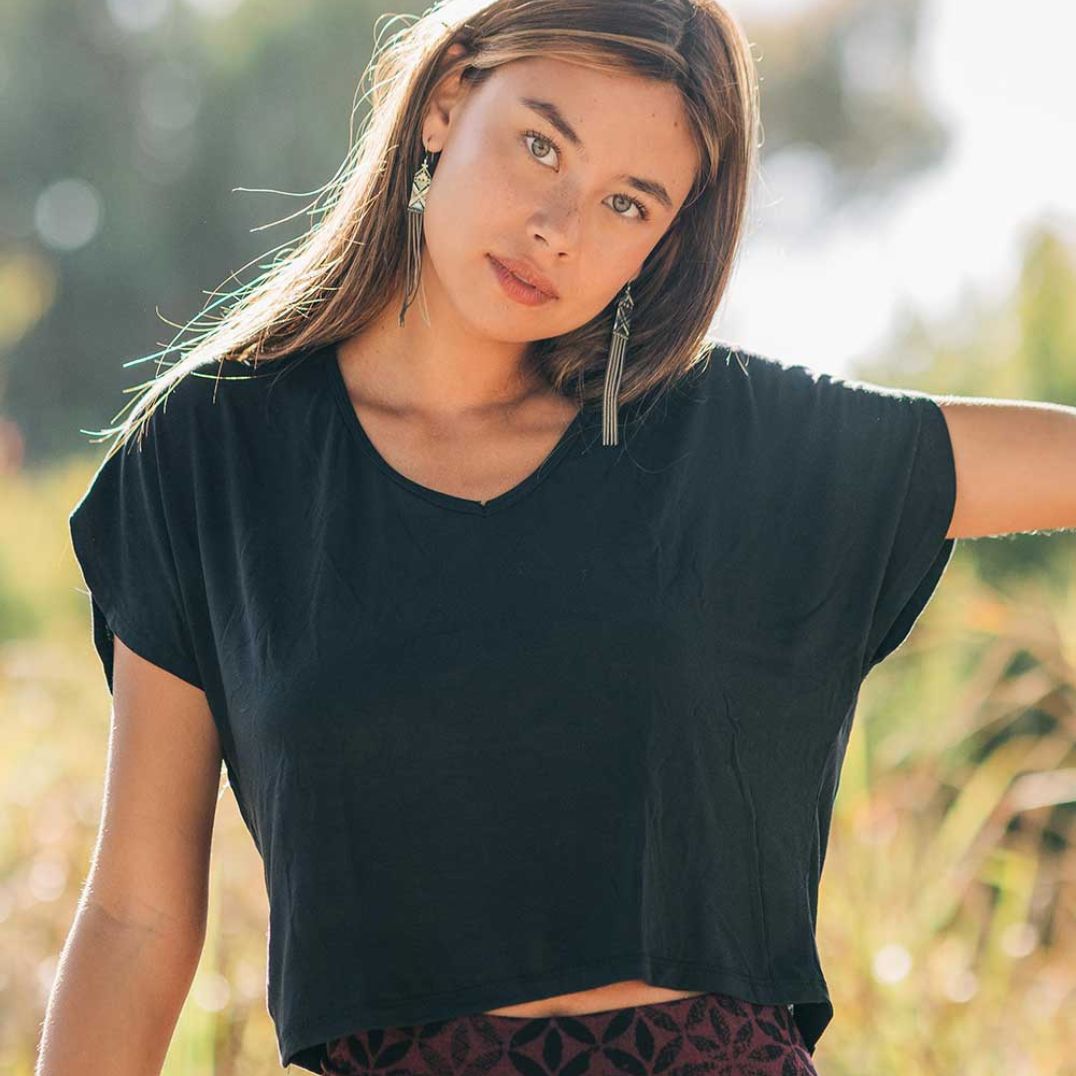 Shirt "Deva Tee" Black – Bild 2
